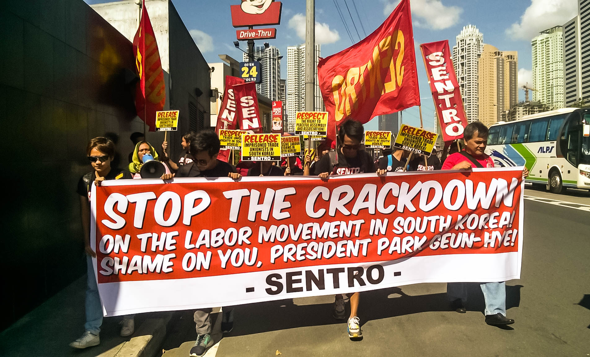 Sentro asks South Korea government to end clampdown against trade