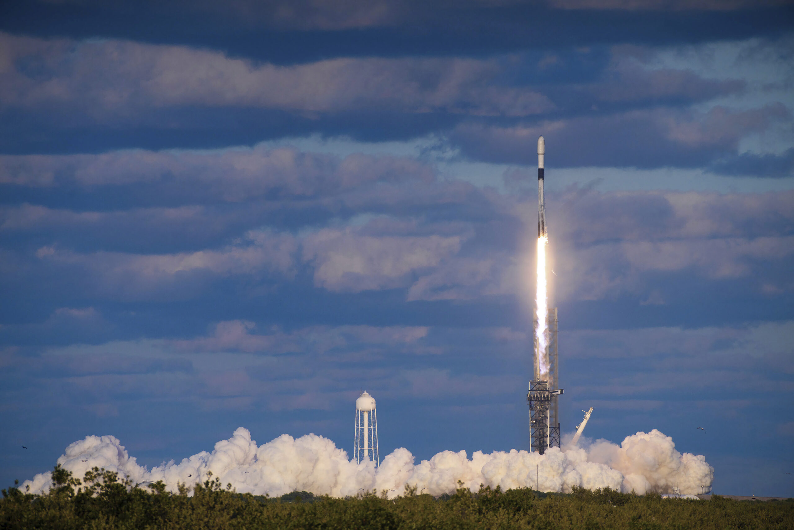 South Korea launches second military spy satellite